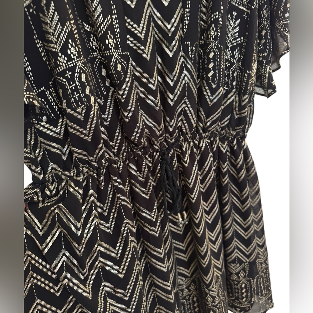 Women’s—Free People Black And Gold Short Split Sleeve V-Neck Dress. Size Small. - Picture 7 of 11